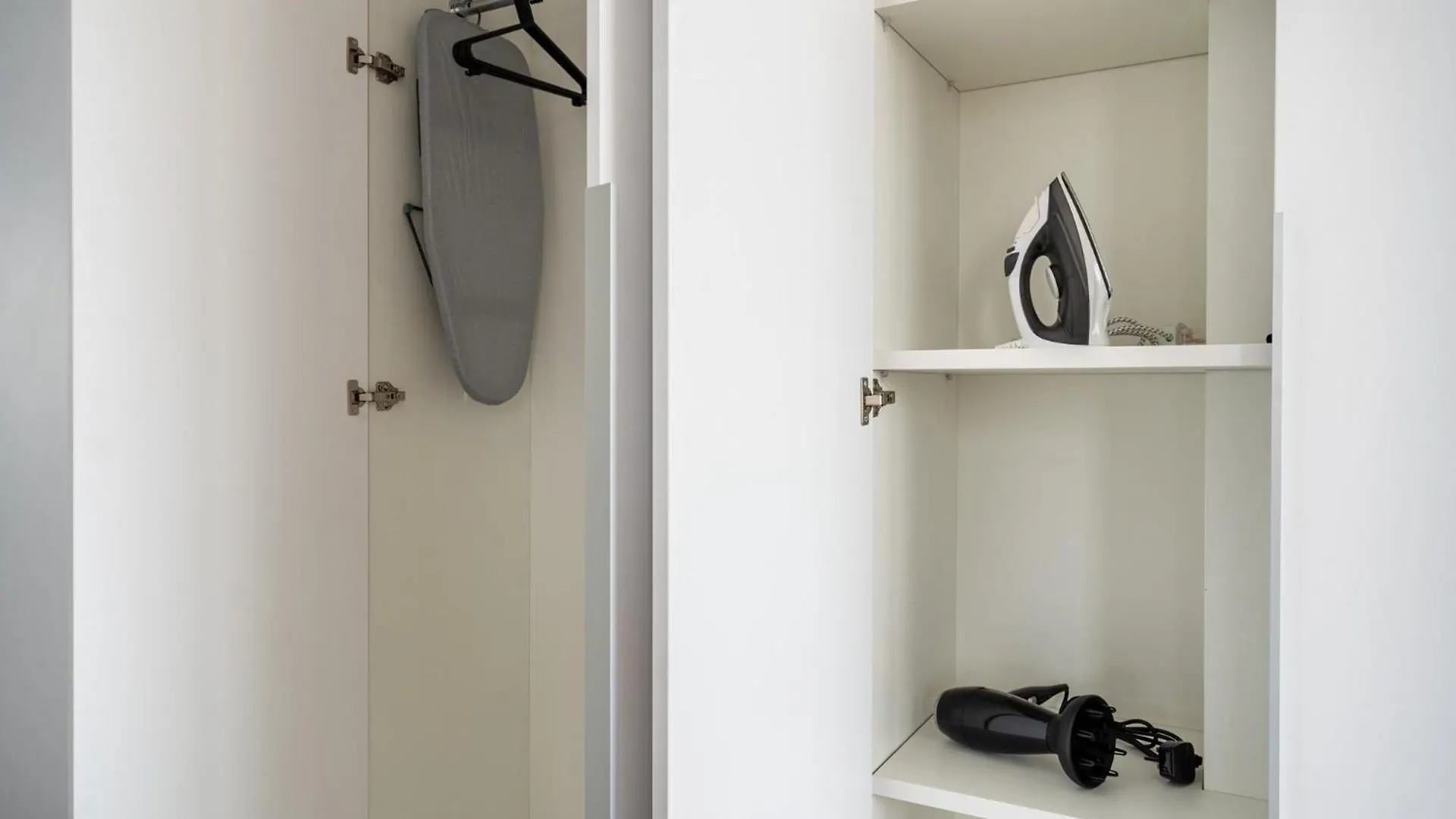 Solara - Stylish Balcony Apartments In Larnaca Cipro