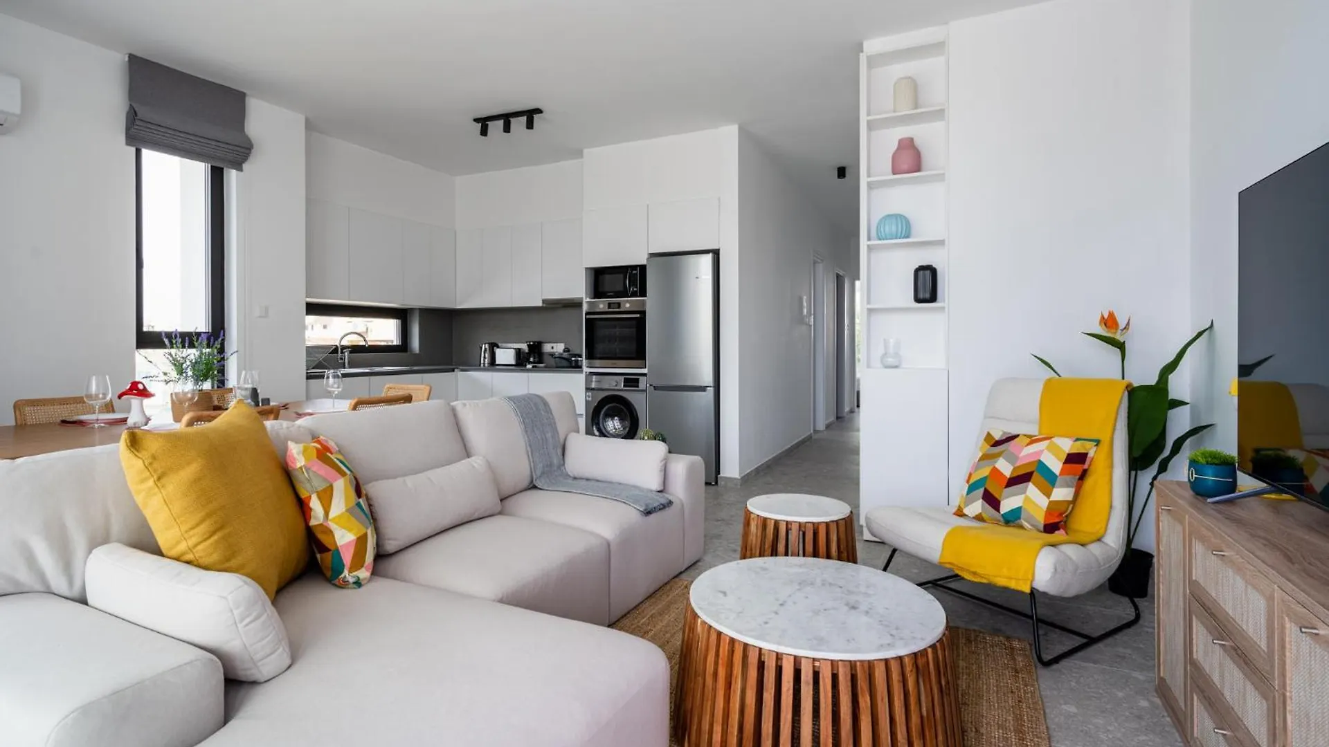 Solara - Stylish Balcony Apartments In Larnaca 0*,  Cipro