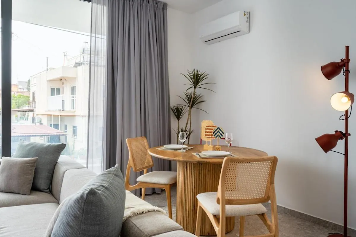 Solara - Stylish Balcony Apartments In Larnaca Cipro
